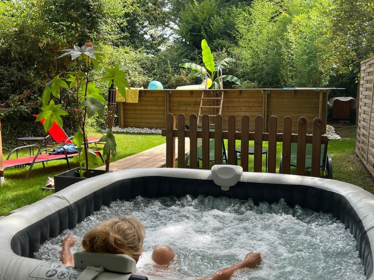 Вилла The Dordogne Huts With Private Pool And Jacuzzi Payzac  Экстерьер фото